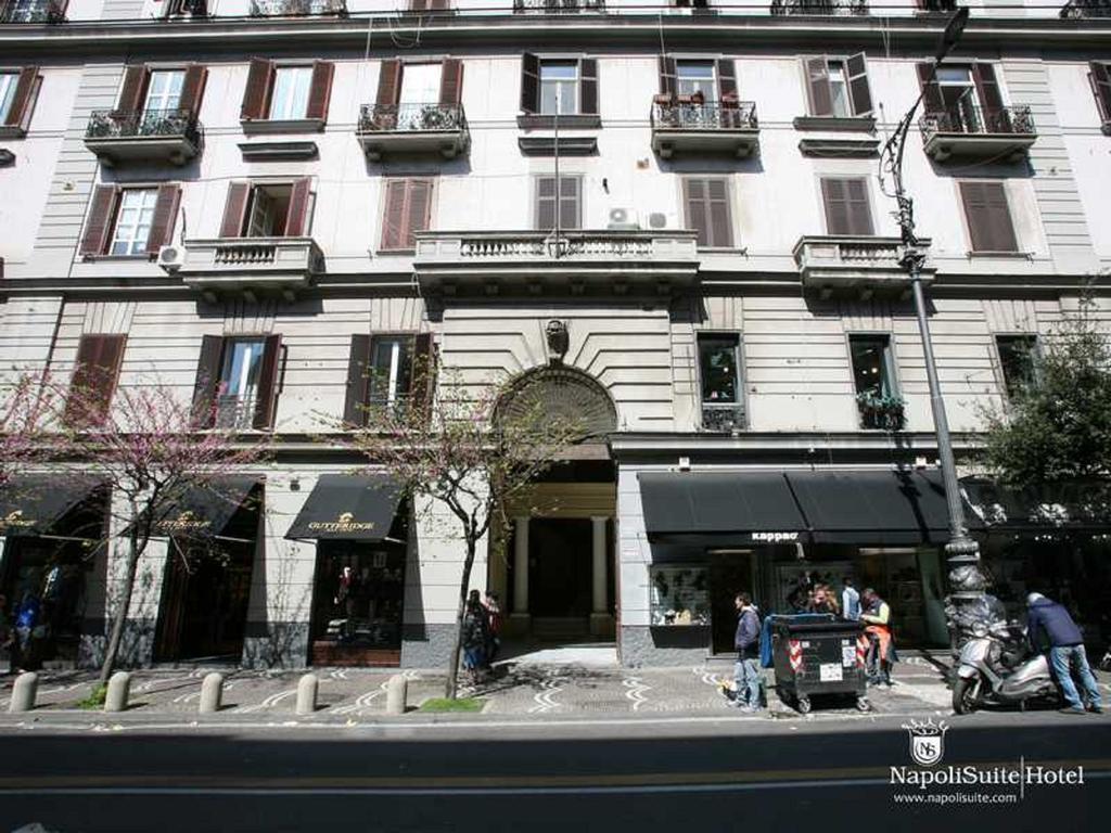 Napoli'S Gold Hotel Exterior photo